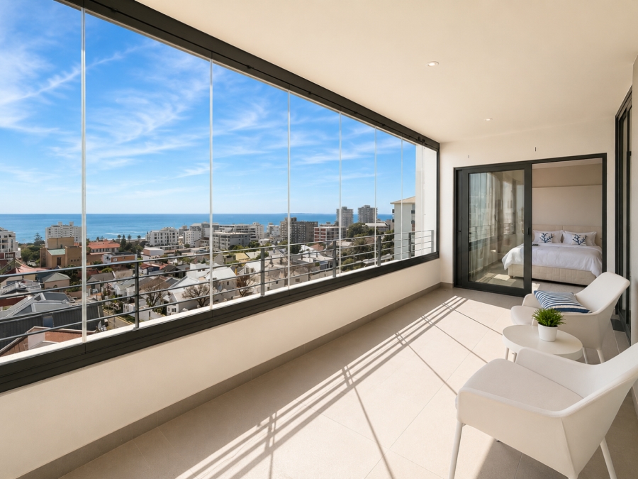 2 Bedroom Property for Sale in Sea Point Western Cape